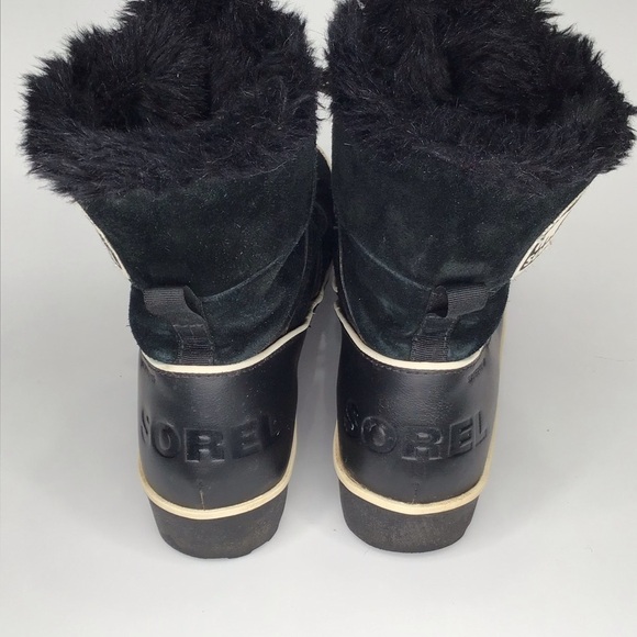 Sorel Tivoli II Boots in Black Size 10. - Picture 5 of 12